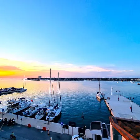 アパート Center Seafront Seaview Old Town 2