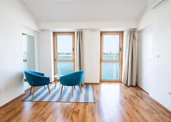 Διαμέρισμα Center Seafront Seaview Old Town 2